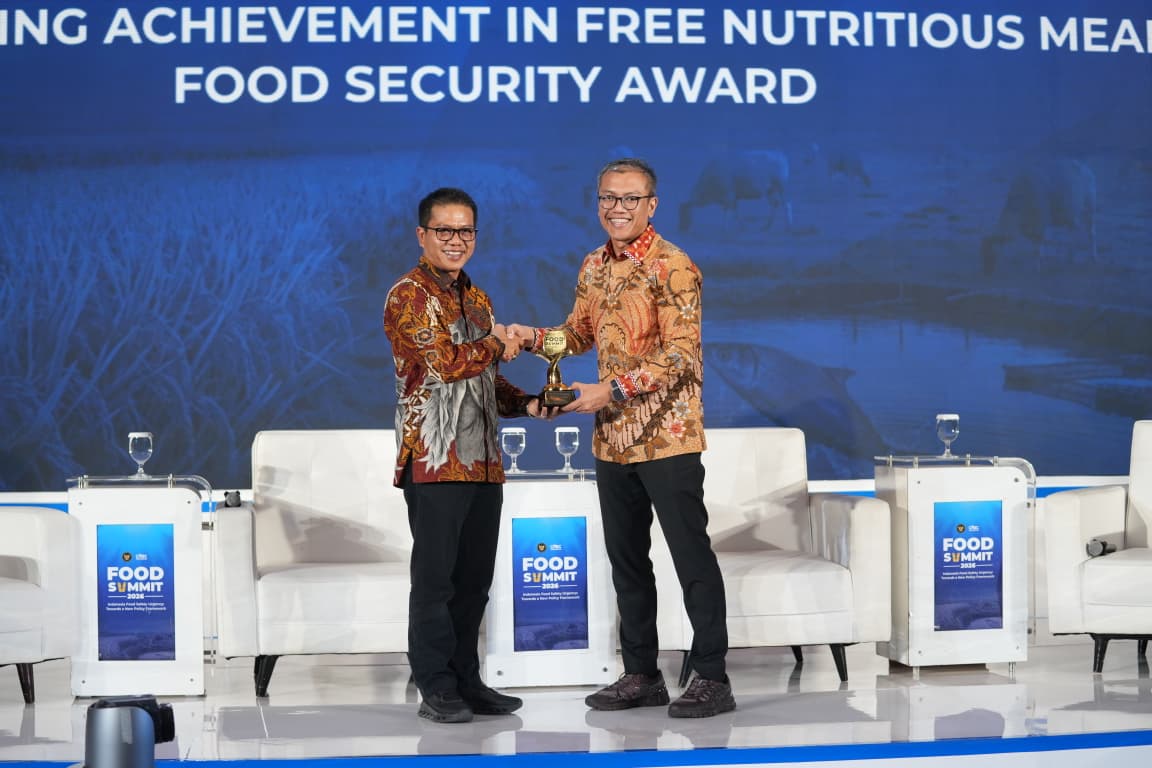 Kolaborasi Jadi Kunci, KDS Bawa Kabupaten Bandung Raih Penghargaan MBG Nasional