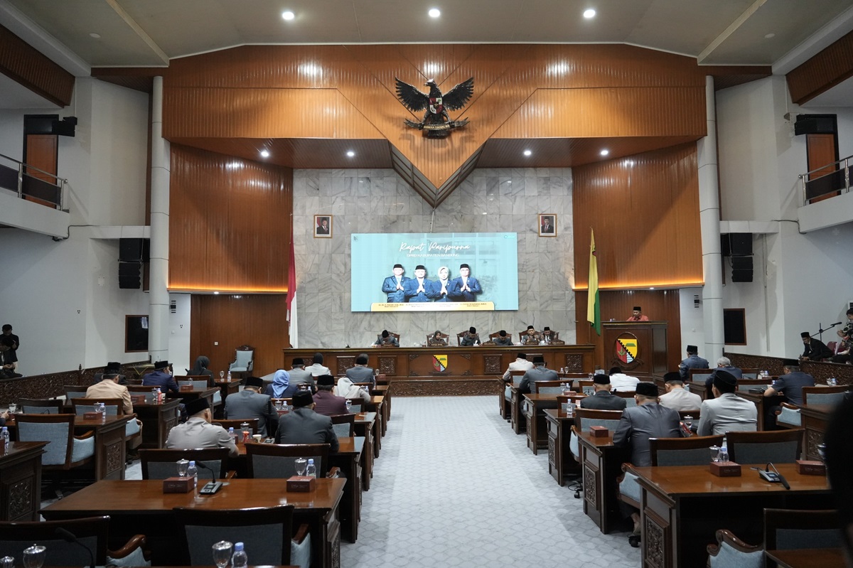 Dorong Prestasi dan Partisipasi, Raperda Keolahragaan Daerah Disetujui di Paripurna