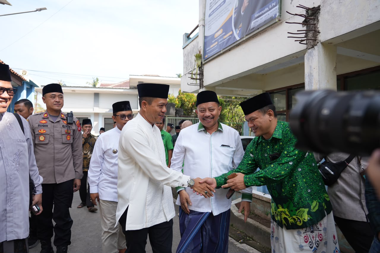 Bupati KDS: Dari Ciheulang Berawal, Pesantren Menjadi Fondasi Kebangkitan Kabupaten Bandung